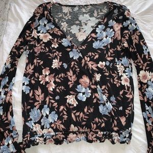 Soft and Sexy American Eagle Shirt